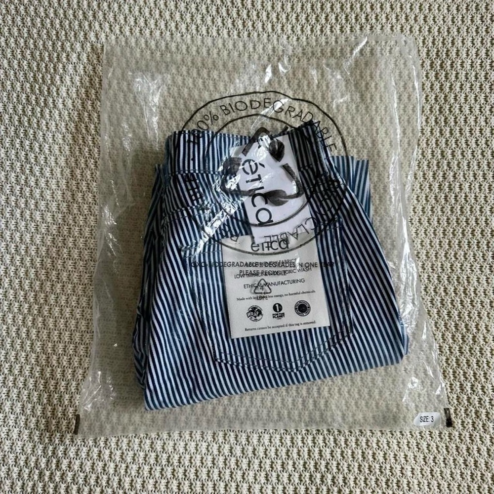 NWT ética Cindy Pinstripe jeans